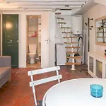 Saint Paul, Rue Pavee, Duplex - Id 1049