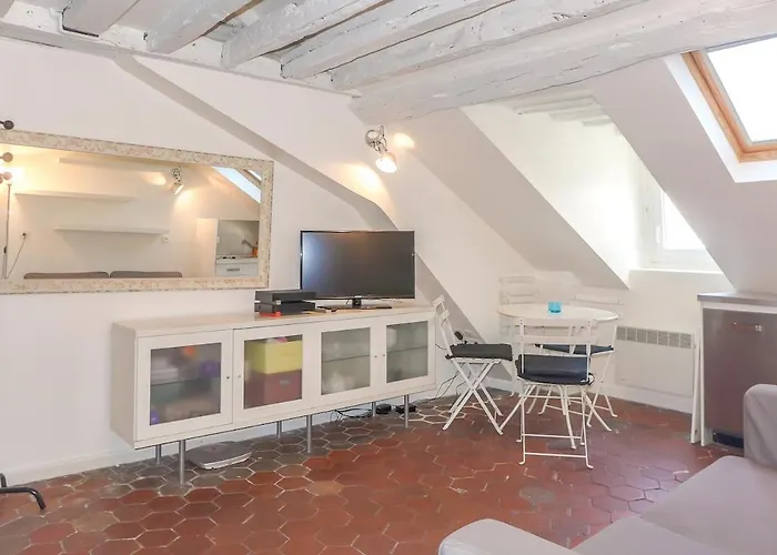 Saint Paul, Rue Pavee, Duplex - Id 1049 Paris